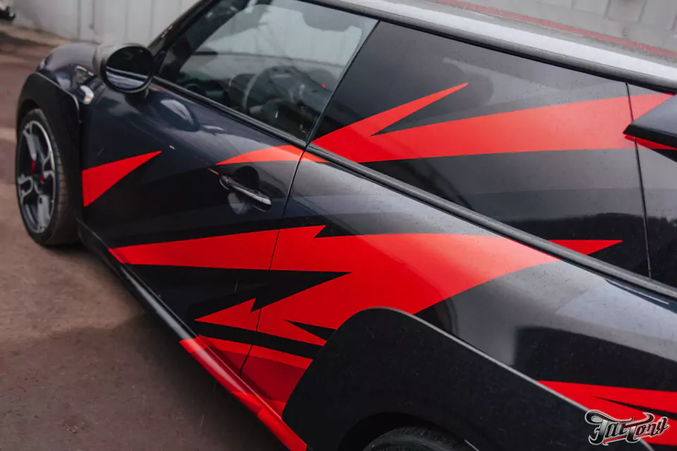 Оклеили в дизайн Mini Cooper GP